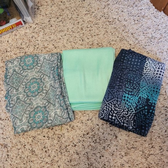 Blue and Mint Scarves - Picture 1 of 4